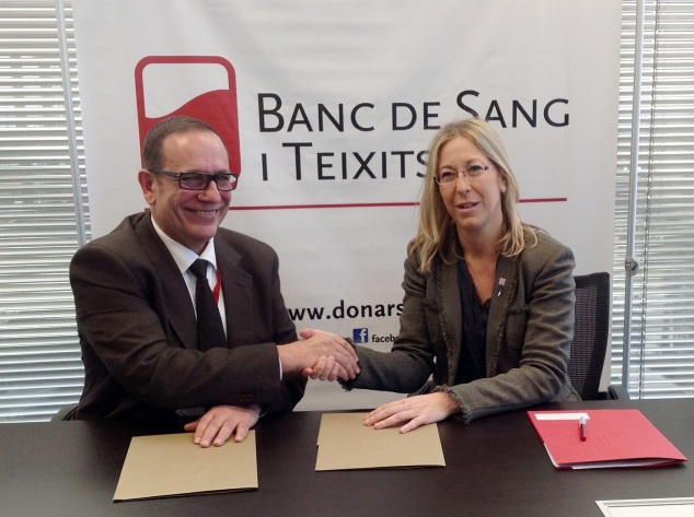 Enric Arguelagués and Neus Munté signed a collaboration agreement to promote donations